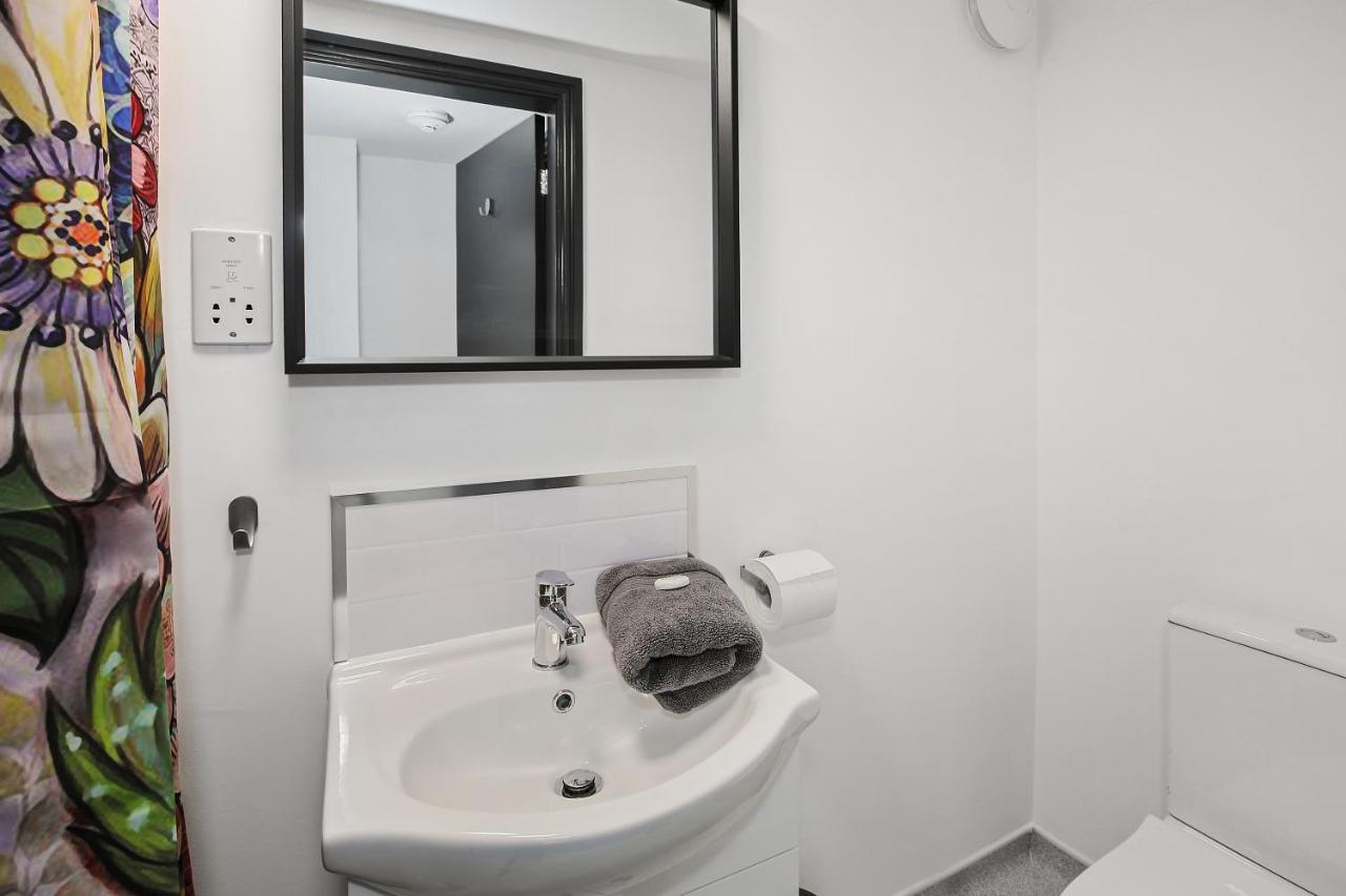 Tyme Suites On Humber 클리소프스 외부 사진