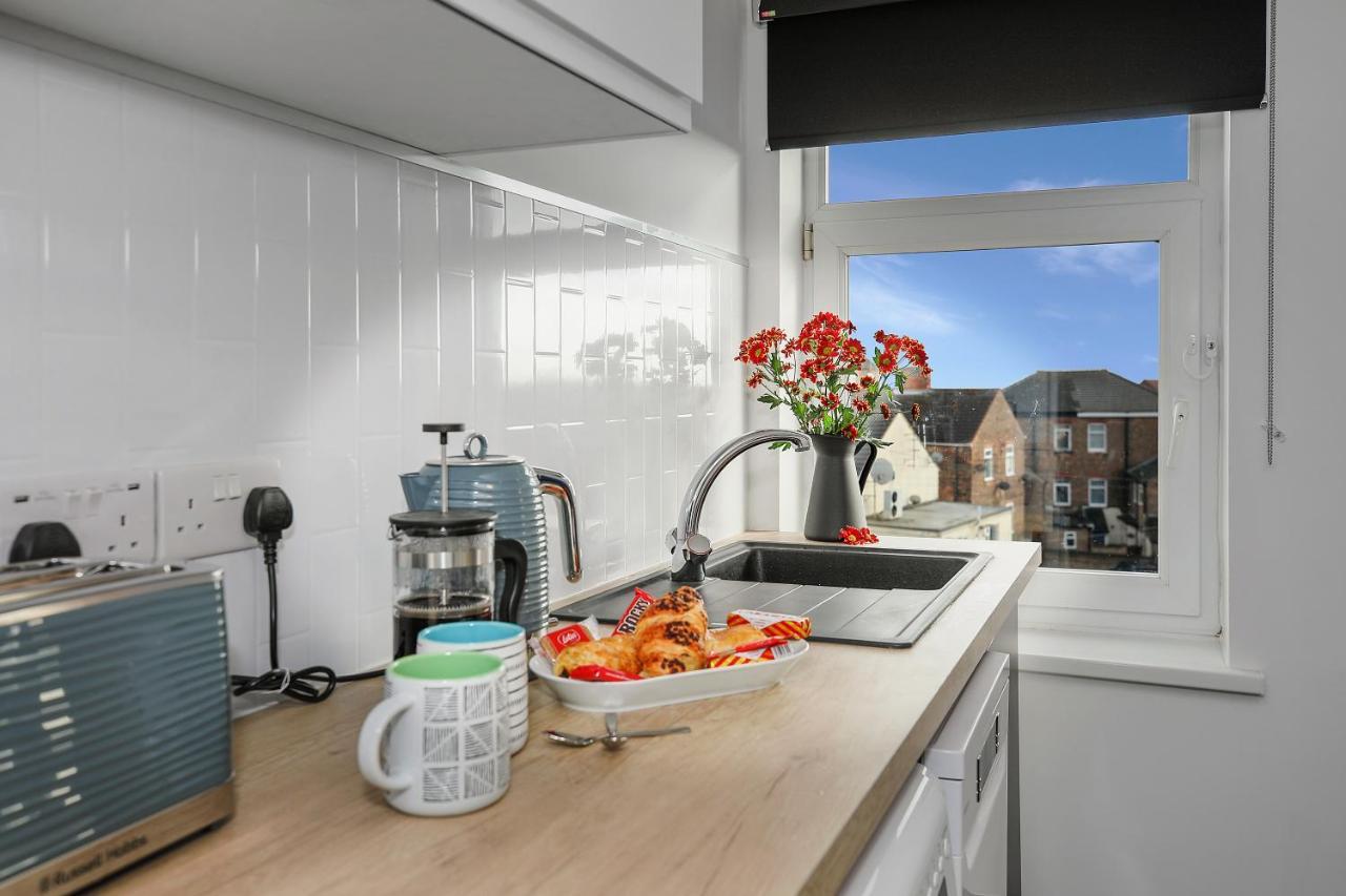 Tyme Suites On Humber 클리소프스 외부 사진